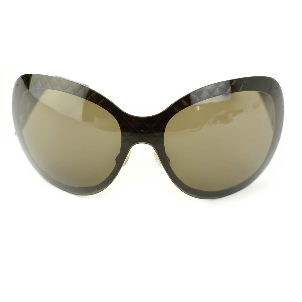 CHANEL: Bronze, Quilted Shield "CC" Logo Sunglasses (nb) - Picture 5 of 12